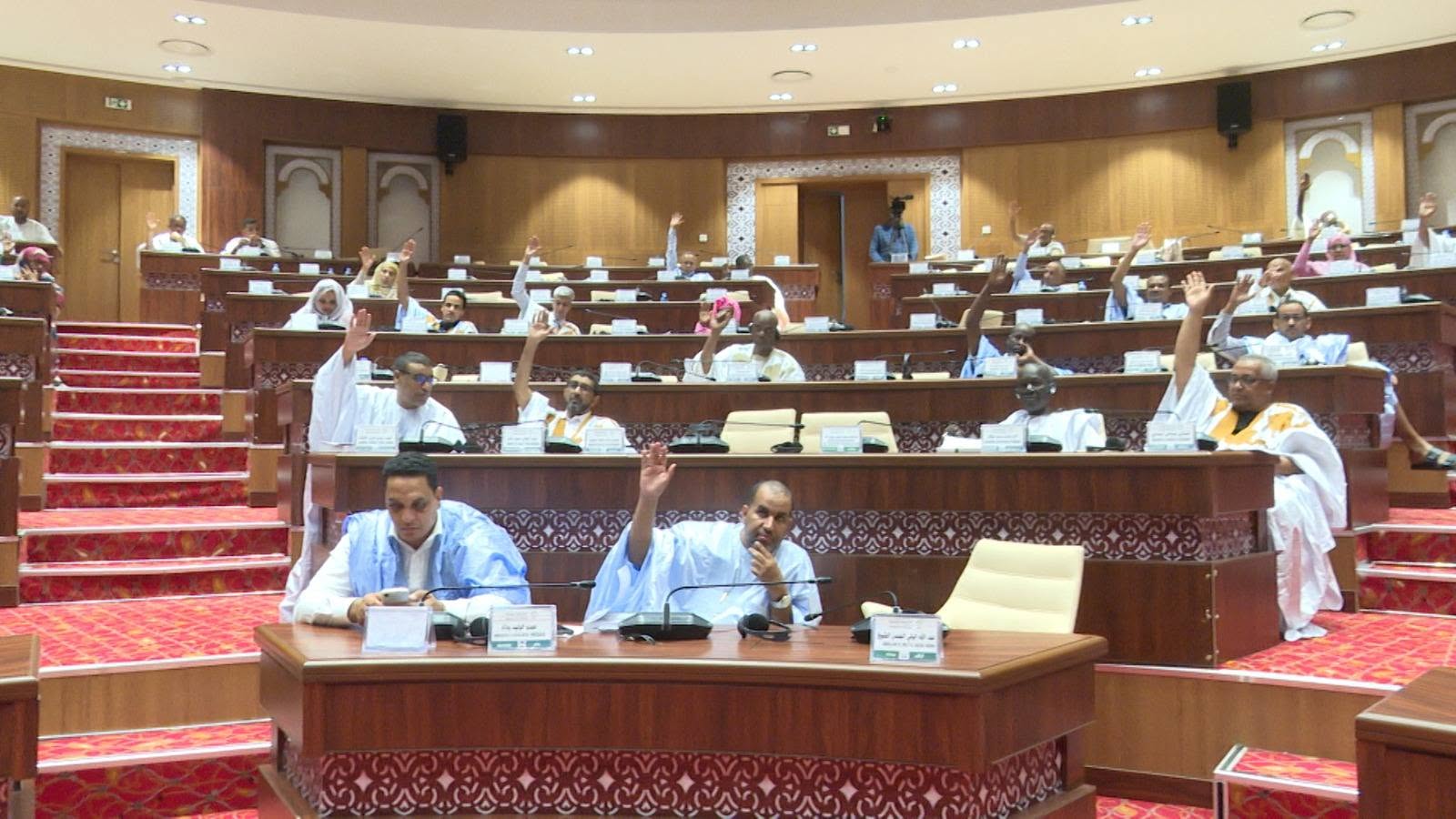 تتجاوز 140 مليار أوقية جديدة.. البرلمان يصادق على قانون المالية المعدل