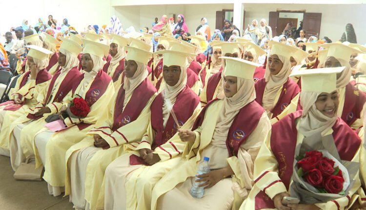 ازويرات: تخرج 56 فتاة في مجال المعلوماتية المكتبية