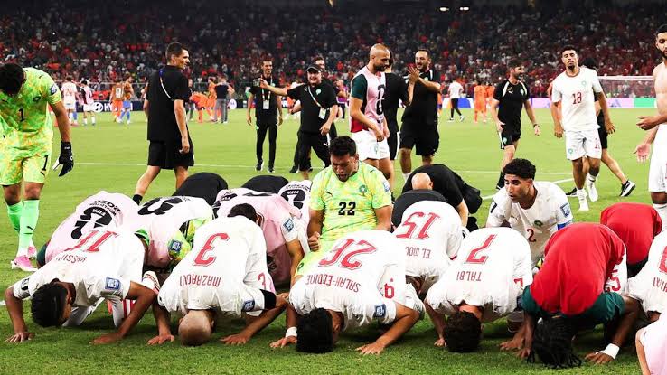 المغرب يحجز مقعده في ربع نهائي كأس العالم بثلاثية أمام كندا