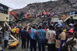 غينيا.. مصرع 30 شخصاً في انهيار أرضي بمكب للنفايات