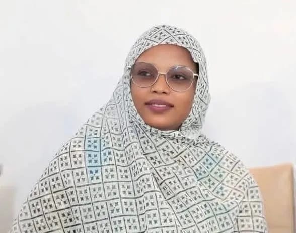 عفو رئاسي يُسقط العقوبة السالبة للحرية عن الناشطة "وردة