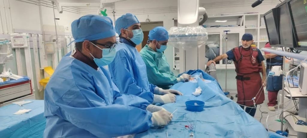 بعثة طبية قطرية تجري عمليات قسطرة القلب للأطفال في موريتانيا