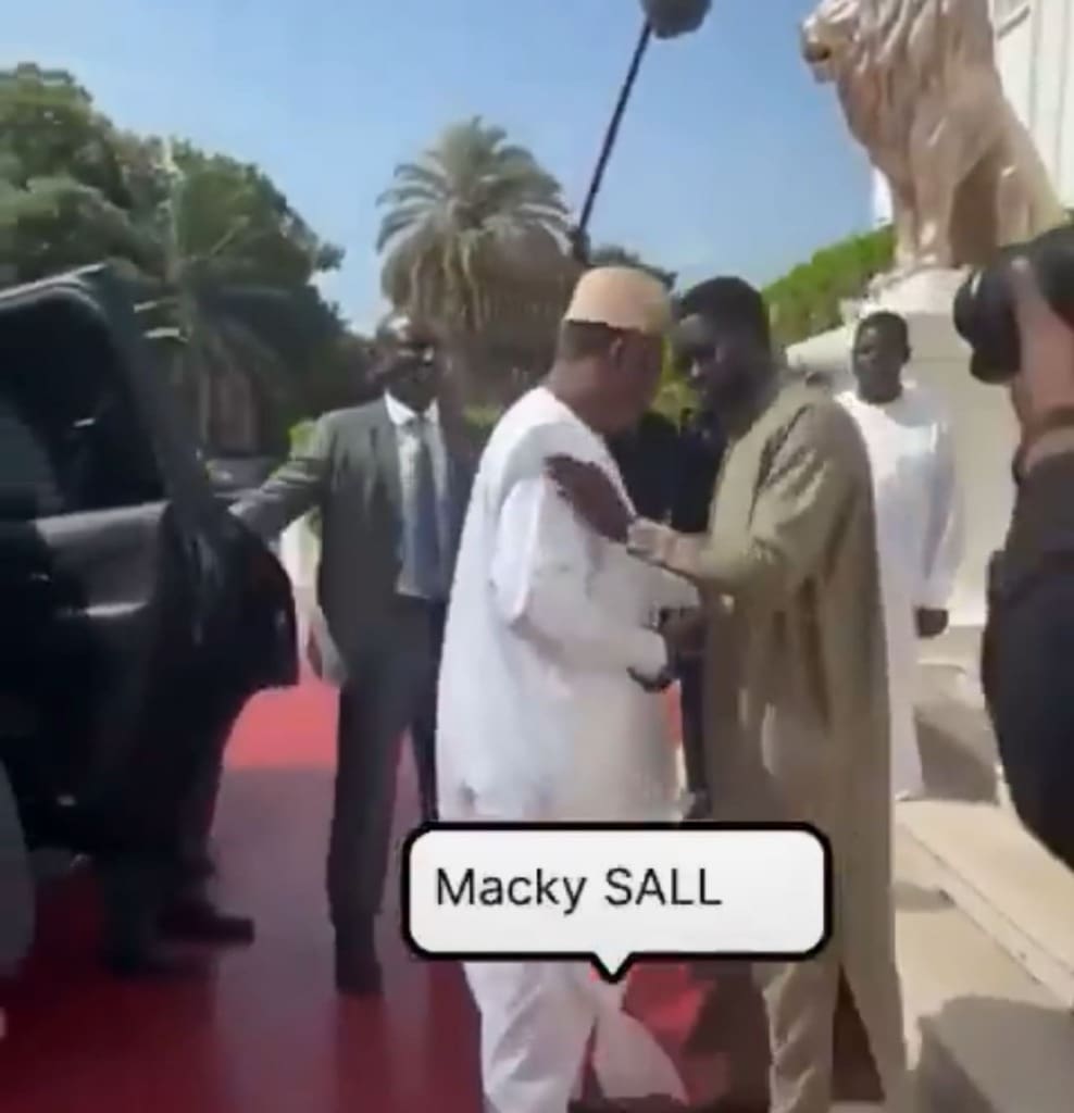 السنغال.. فاي يستقبل ماكي صال في لأول مرة منذ مغادرته الحكم